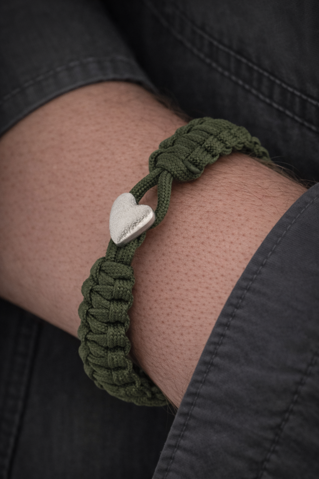 FSTS Bracelet Green with Sterling Silver Heart Lock