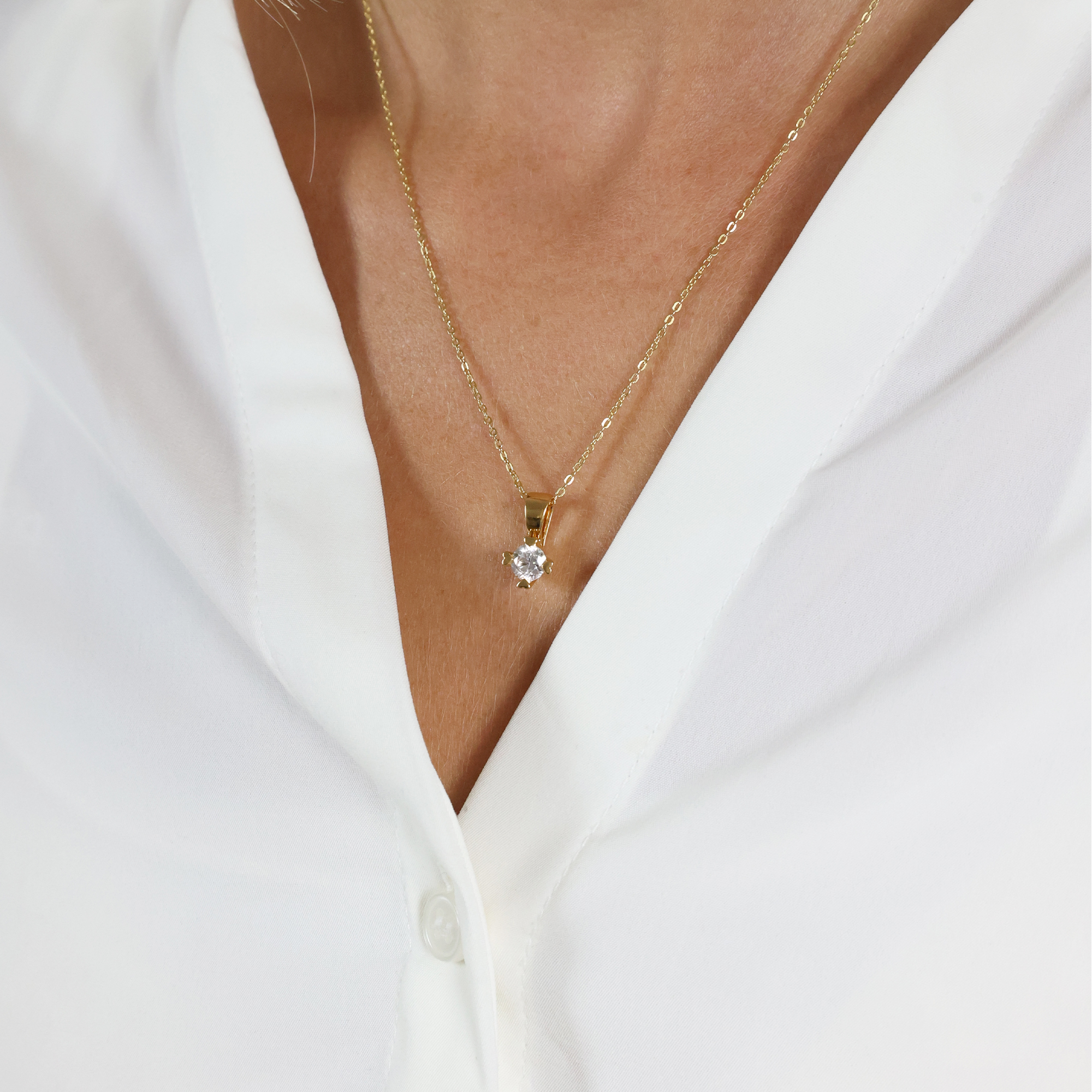 Mary Pendant 14 Carat With 0.50ct W/VS Labgrown Diamond