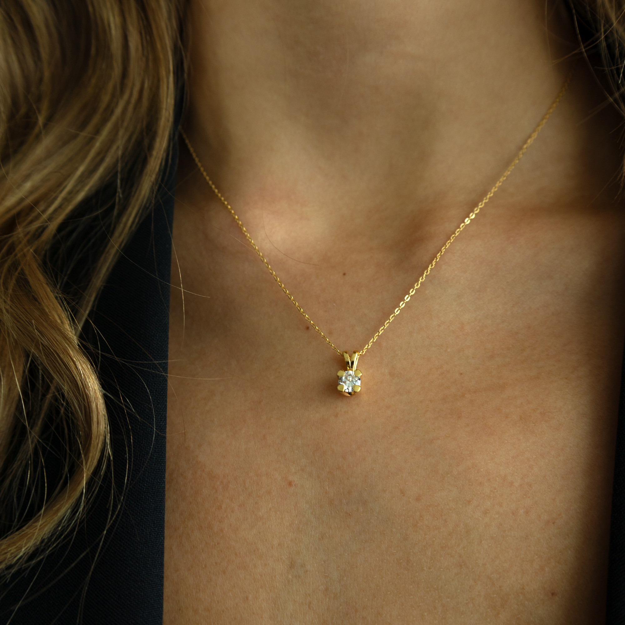 Elya Pendant 8 Carat Gold With 0.50ct W/VS Labgrown Diamond