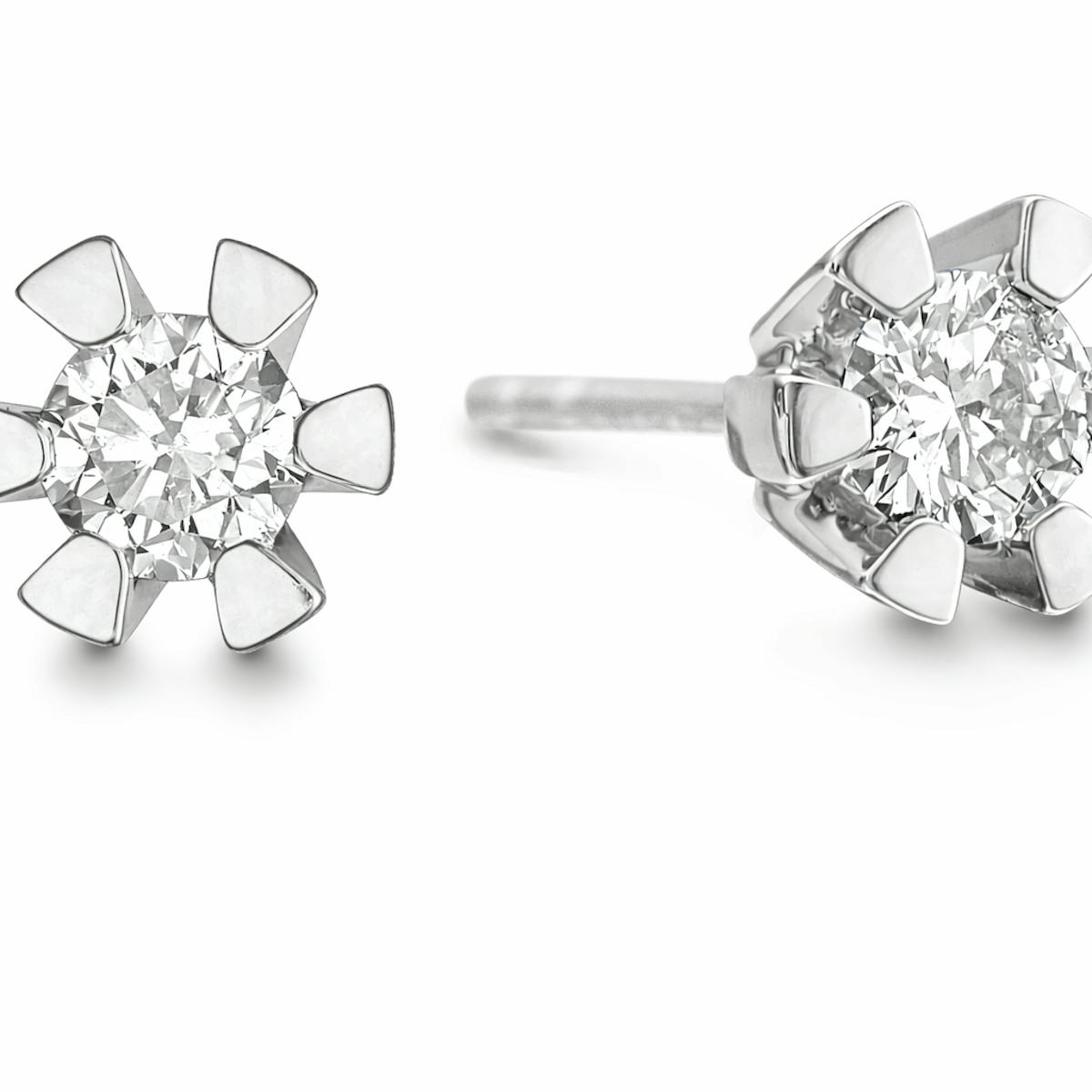 Eternity Stud Earrings With 2x0.03ct W/SI Diamond 6c