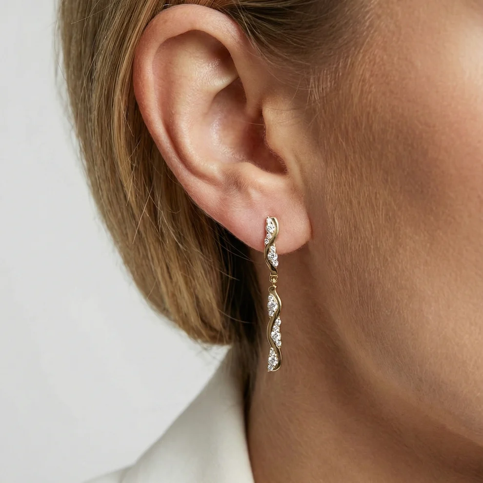Ellera Waves Altro Due Lungo Earrings