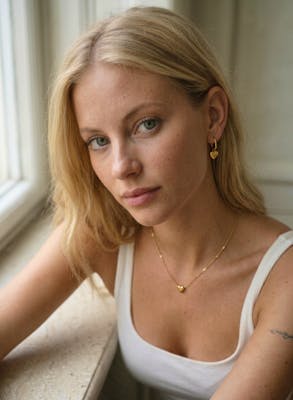 Ayo Copenhagen — Amora Hoops Ayo Copenhagen Amora Hoops — Boucle d'oreille