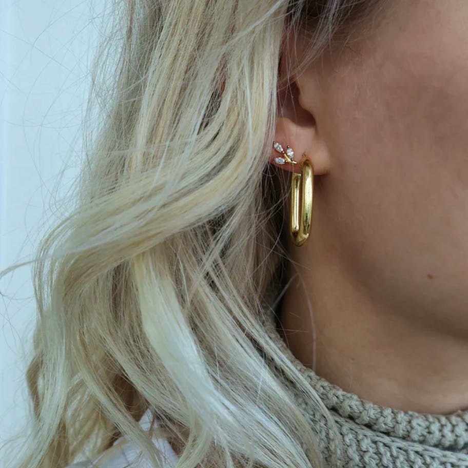 By Aagaard — Leaf Stud Earrings with 6 Cubic Zirconia By Aagaard Leaf Stud Earrings with 6 Cubic Zirconia — Øreringe