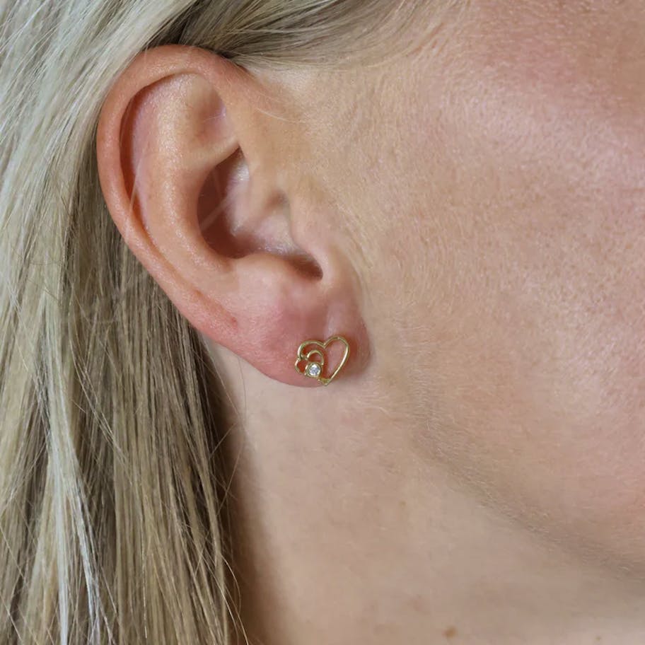 Essentials by Aagaard — Hearts Stud Earrings, LGD, 8kt Essentials by Aagaard Hearts Stud Earrings, LGD, 8kt — Øreringe