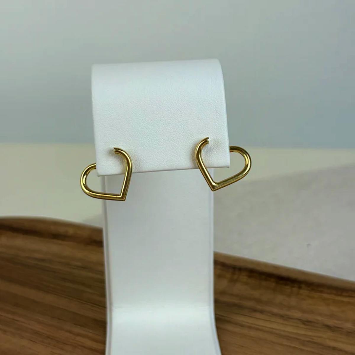 Essentials by Aagaard — Heart Stud Earrings, 15 x 17 mm Essentials by Aagaard Heart Stud Earrings, 15 x 17 mm — Øreringer