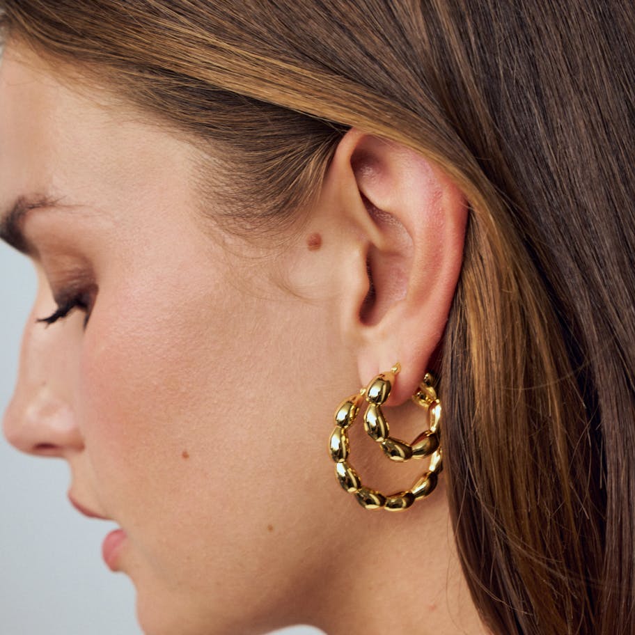 Sif Jakobs Jewellery — Goccia Cerchietto Medio Earrings Sif Jakobs Jewellery Goccia Cerchietto Medio Earrings — Oorbel