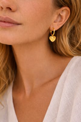 Ayo Copenhagen — Selene Heart Hoops Ayo Copenhagen Selene Heart Hoops — Øreringer