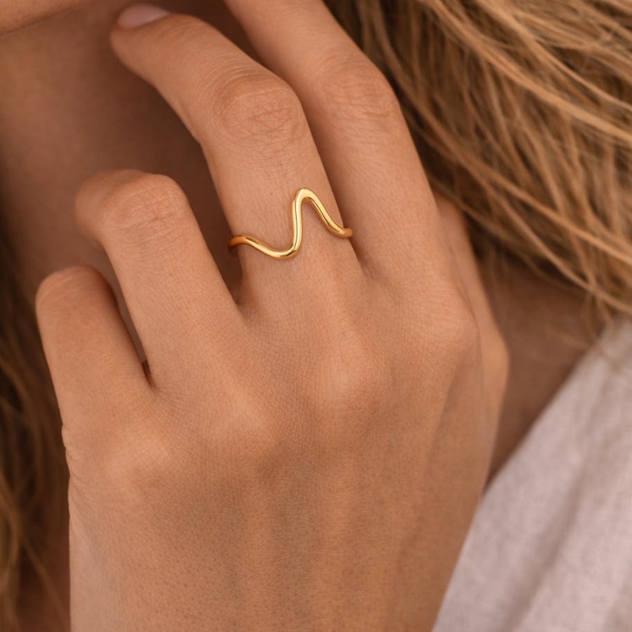 Ayo Copenhagen — Luna Wave Ring Ayo Copenhagen Luna Wave Ring — Ring