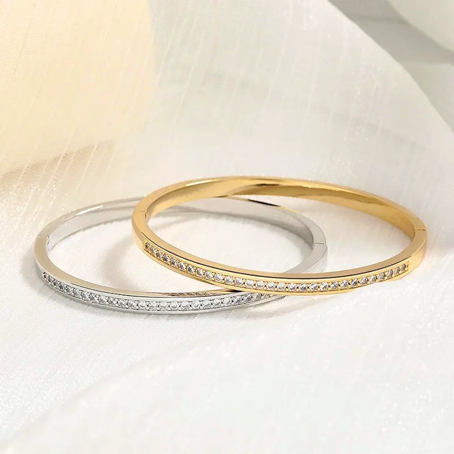 Ayo Copenhagen — Selene Crystal Bangle Ayo Copenhagen Selene Crystal Bangle — Armband