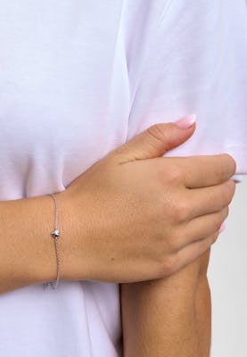 Studio Z — Amour Heart Bracelet Studio Z Amour Heart Bracelet — Armband
