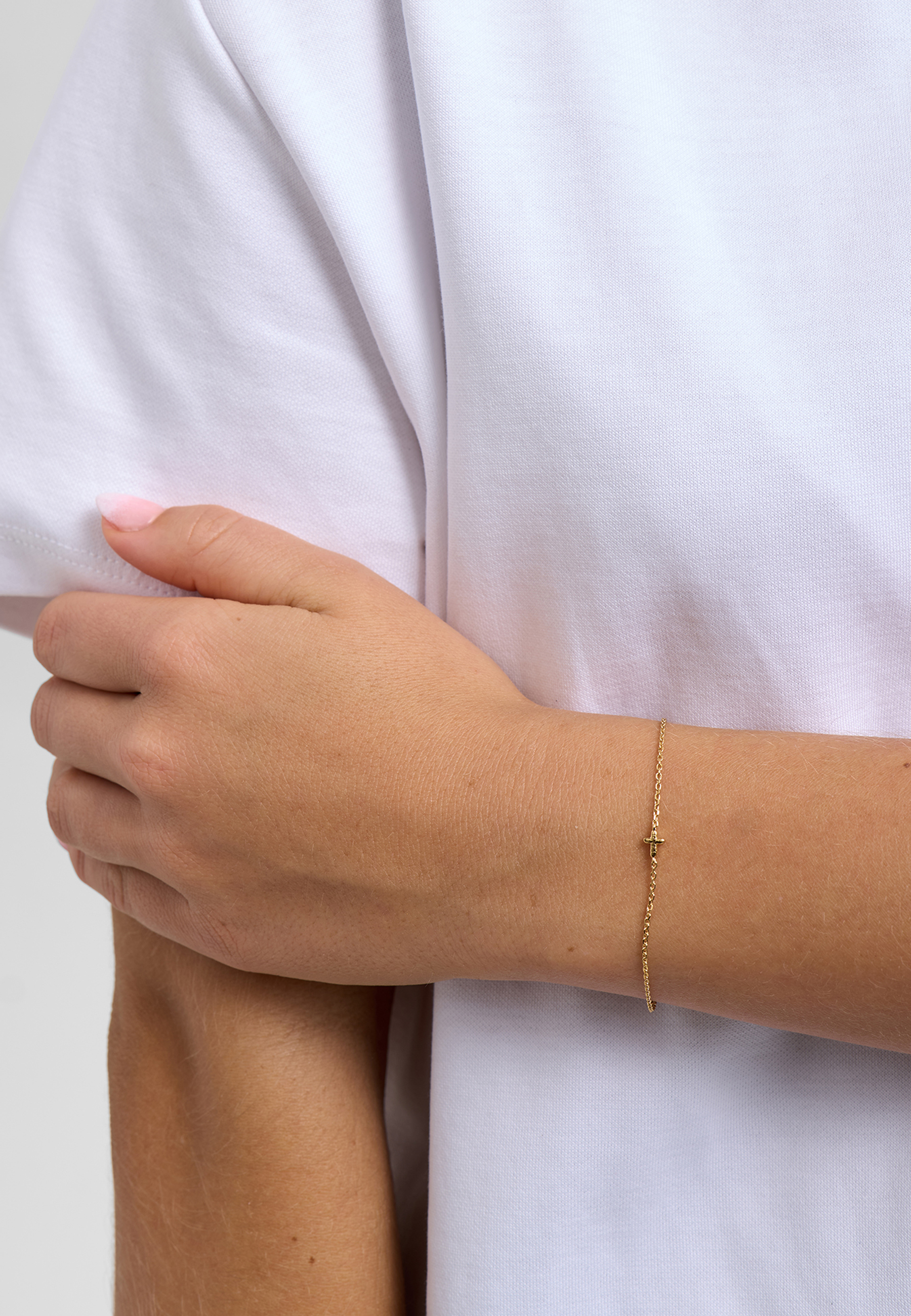 Studio Z Faithful Cross Bracelet — Bracelet