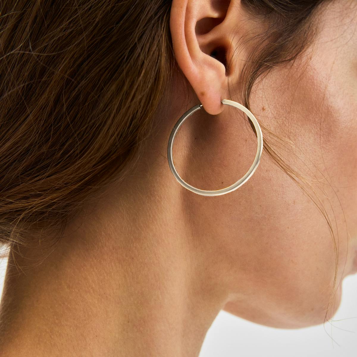 Pernille Corydon — Circle Line Hoops Pernille Corydon Circle Line Hoops — Øreringer
