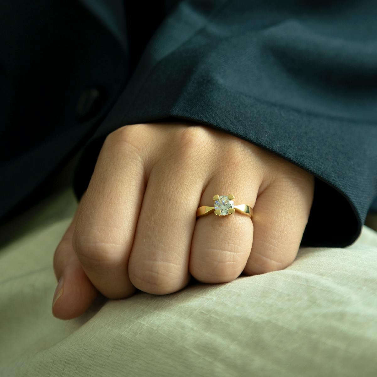Elya by Aagaard — Elya Ring 8 Carat Gold With 1.00ct W/VS Labgrown Diamond Elya by Aagaard Elya Ring 8 Carat Gold With 1.00ct W/VS Labgrown Diamond — Bagues