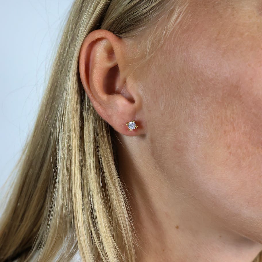 Mary By Aagaard — Mary Stud Earrings 14 Carat With 2x0.25ct W/VS Labgrown Diamond Mary By Aagaard Mary Stud Earrings 14 Carat With 2x0.25ct W/VS Labgrown Diamond — Ohrringe