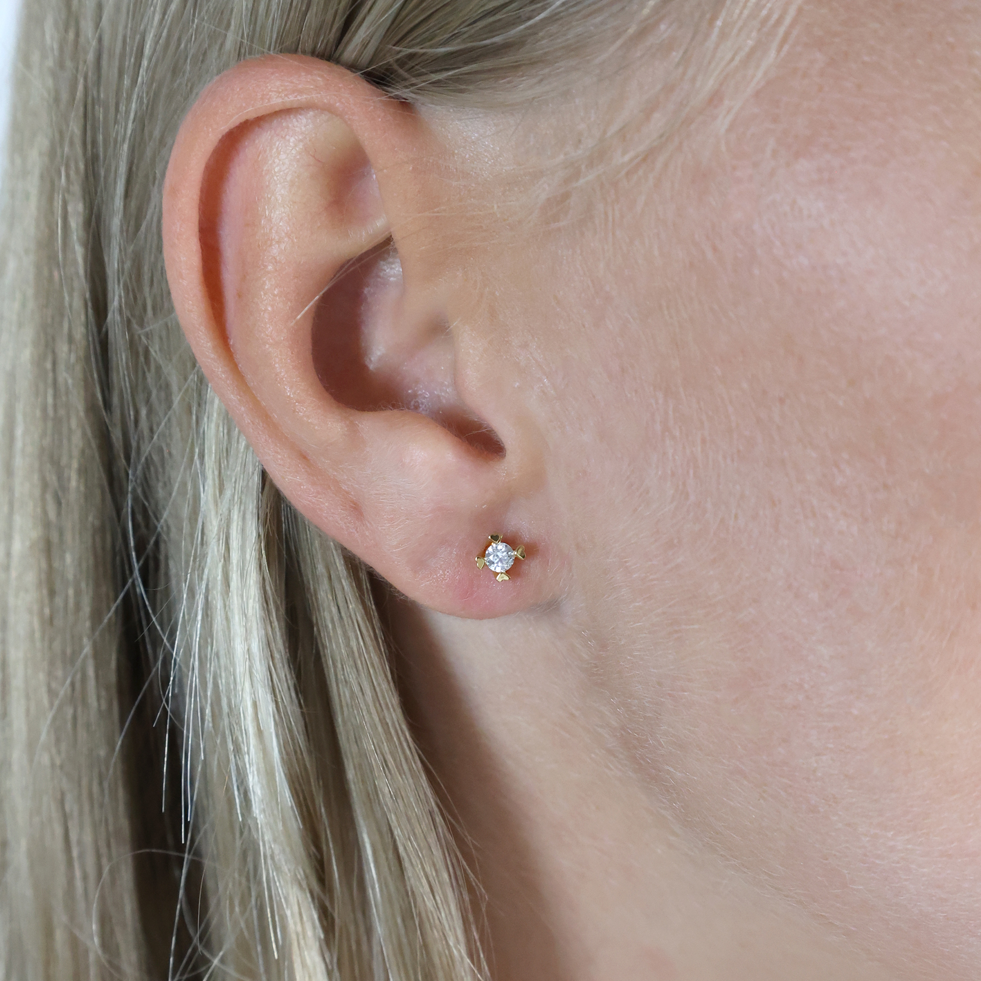 Mary By Aagaard Mary Stud Earrings 8 Carat With 2x0.10ct W/VS Labgrown Diamond — Øreringe