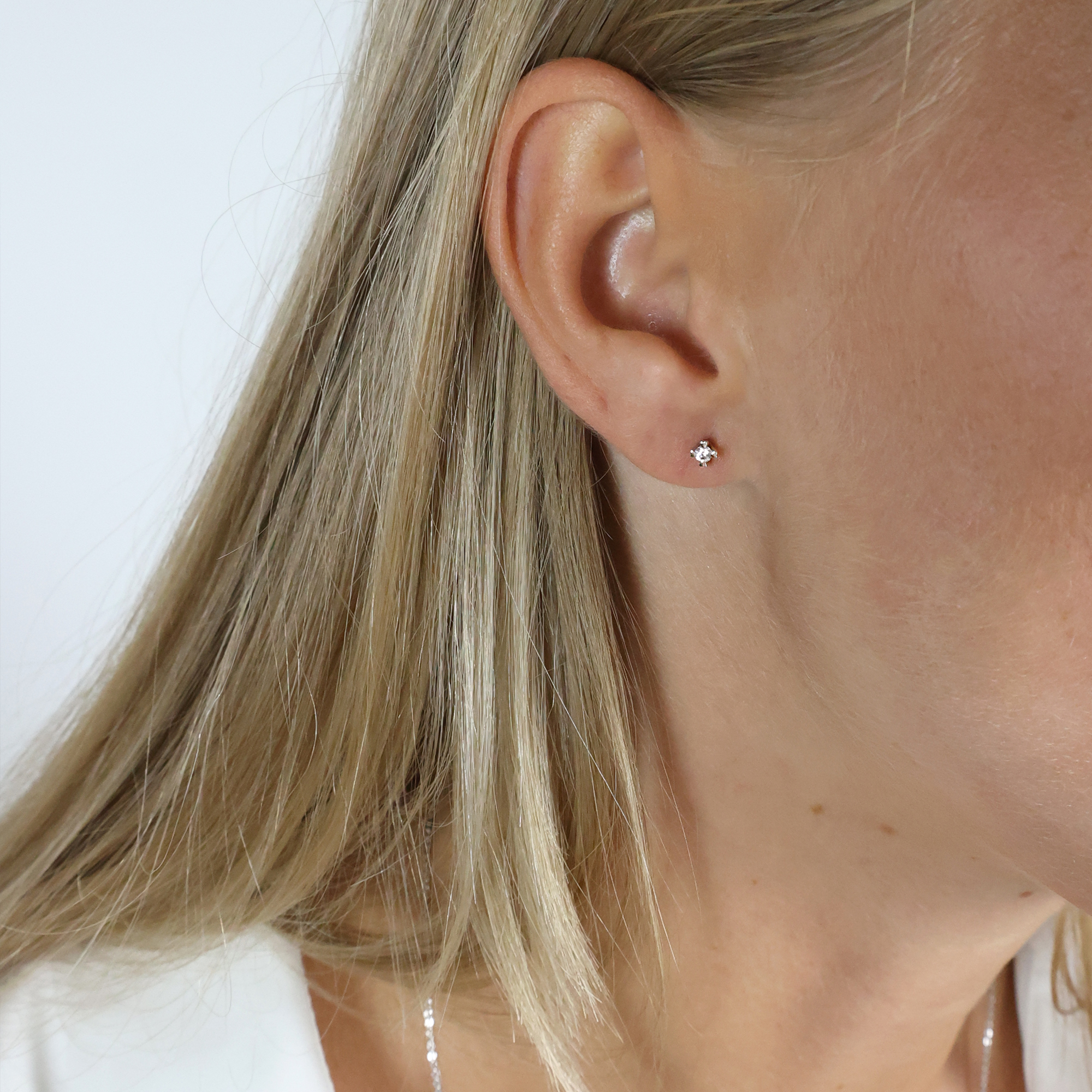 Mary By Aagaard Mary Stud Earrings With 2x0.05ct W/VS Labgrown Diamond — Øreringe