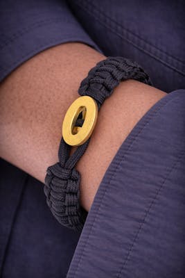 From Soldier to Soldier — FSTS Bracelet Black with Brushed Gold Plated Sterling Silver Lock From Soldier to Soldier FSTS Bracelet Black with Brushed Gold Plated Sterling Silver Lock — Bransoletka