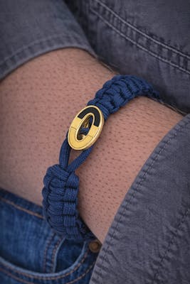 From Soldier to Soldier — FSTS Bracelet Blue with Dark Bright Gold Plated Sterling Silver Lock From Soldier to Soldier FSTS Bracelet Blue with Dark Bright Gold Plated Sterling Silver Lock — Bransoletka