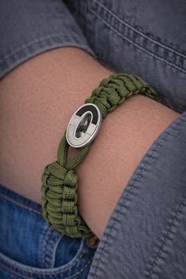 From Soldier to Soldier — FSTS Bracelet Green with Sterling Silver Dark Bright Lock From Soldier to Soldier FSTS Bracelet Green with Sterling Silver Dark Bright Lock — Bransoletka