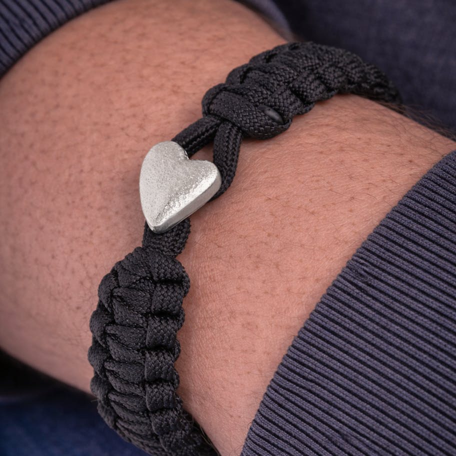 From Soldier to Soldier — FSTS Bracelet Black with Sterling Silver Heart Lock From Soldier to Soldier FSTS Bracelet Black with Sterling Silver Heart Lock — Armbånd