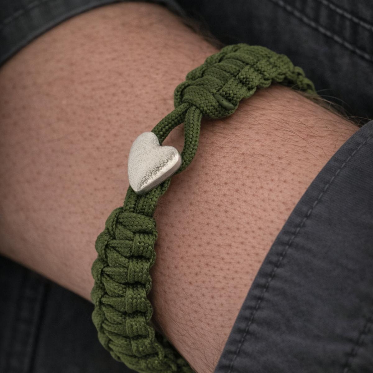 From Soldier to Soldier — FSTS Bracelet Green with Sterling Silver Heart Lock From Soldier to Soldier FSTS Bracelet Green with Sterling Silver Heart Lock — Armbånd