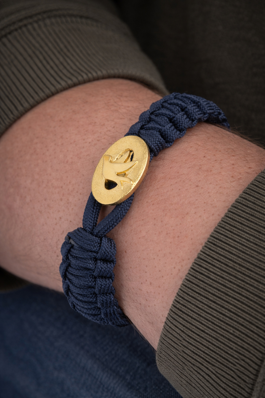 From Soldier to Soldier FSTS Bracelet Blue with Gold Plated Sterling Silver Peace Dove Lock — Bransoletka