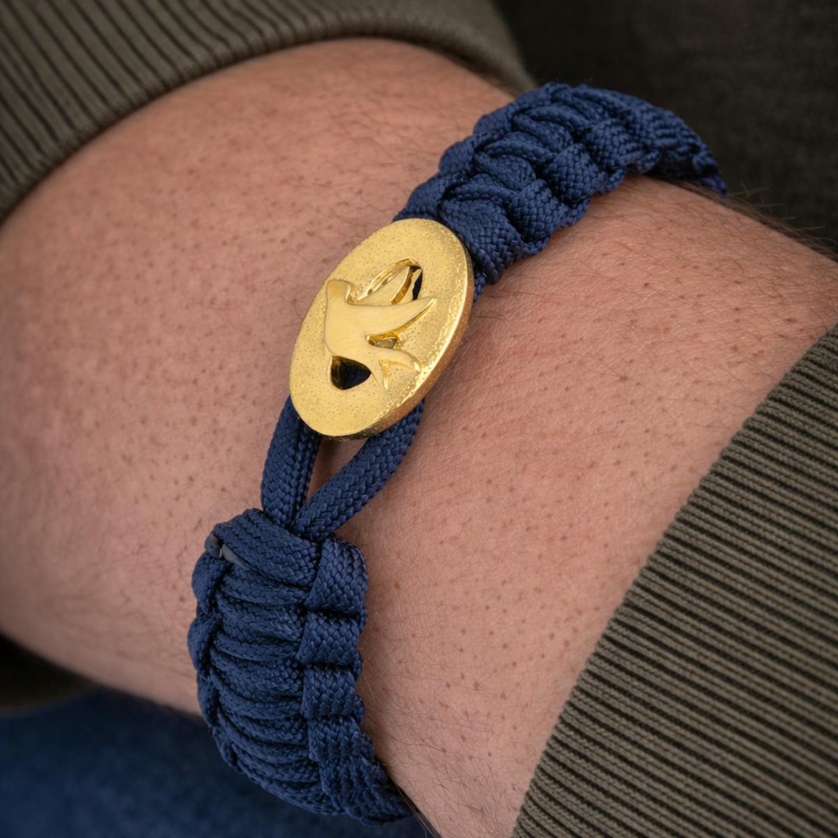 From Soldier to Soldier — FSTS Bracelet Blue with Gold Plated Sterling Silver Peace Dove Lock From Soldier to Soldier FSTS Bracelet Blue with Gold Plated Sterling Silver Peace Dove Lock — Armbånd