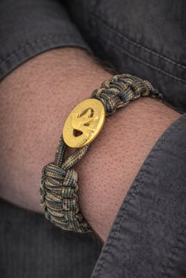 From Soldier to Soldier — FSTS Bracelet Camouflage with Gold Plated Sterling Silver Peace Dove Lock From Soldier to Soldier FSTS Bracelet Camouflage with Gold Plated Sterling Silver Peace Dove Lock — Bransoletka