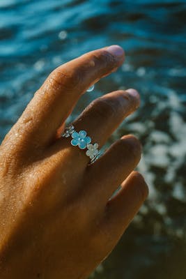 Ayo Copenhagen — Alma Bloom Ring Ayo Copenhagen Alma Bloom Ring — Bagues