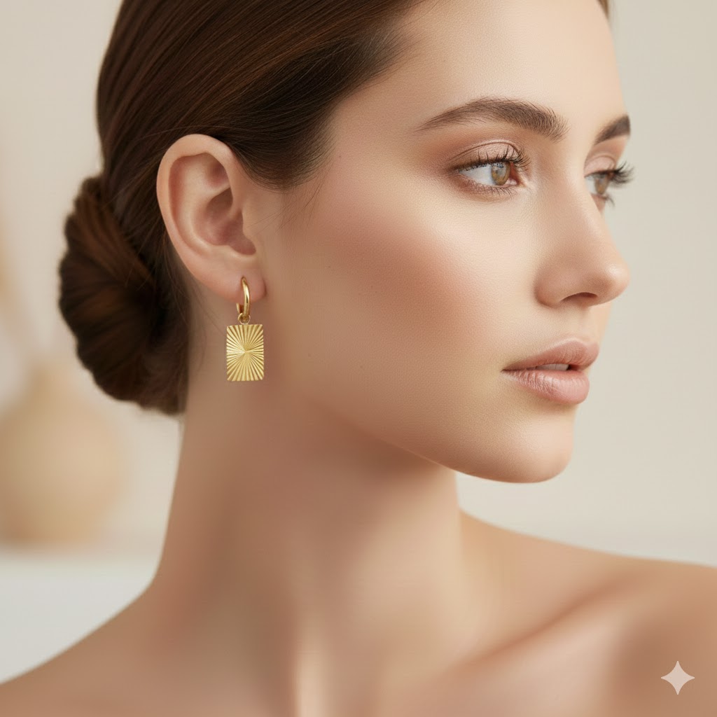 Ayo Copenhagen Rayna Sunburst Earrings — Øreringe