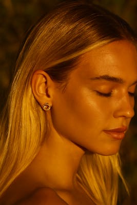 Ayo Copenhagen — Liora Knot Studs Ayo Copenhagen Liora Knot Studs — Kolczyk