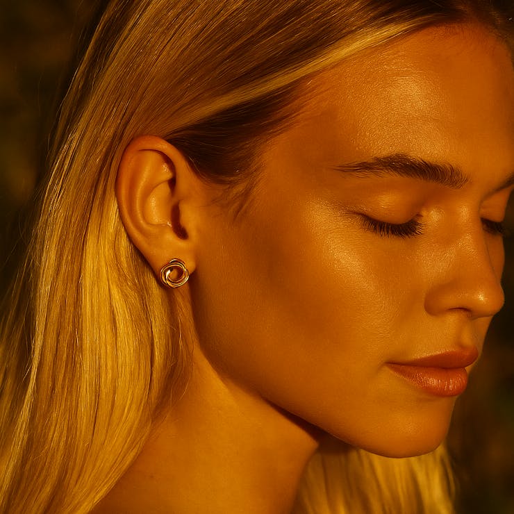 Ayo Copenhagen — Liora Knot Studs Ayo Copenhagen Liora Knot Studs — Øreringer