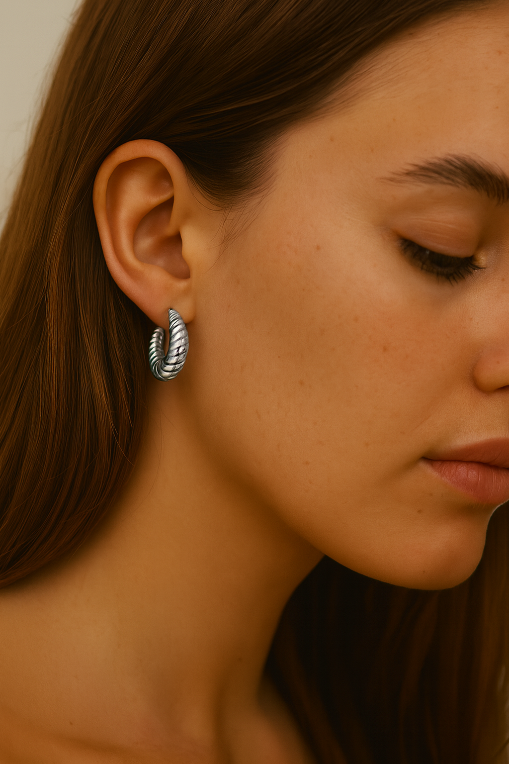 Ayo Copenhagen Isla Twist Hoops — Earrings