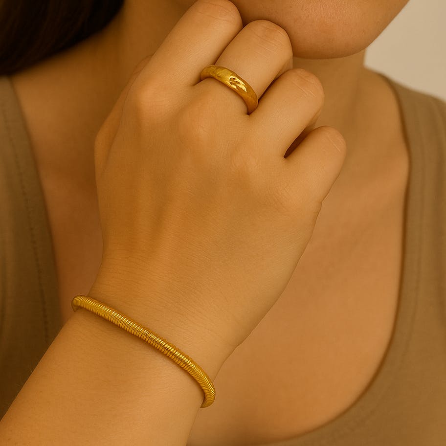 Ayo Copenhagen — Lyra Snake Bracelet Ayo Copenhagen Lyra Snake Bracelet — Náramek