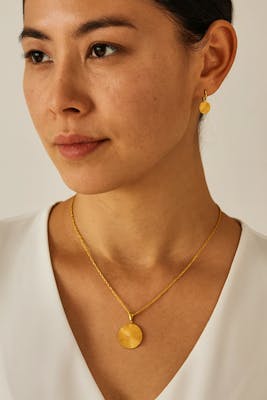 Ayo Copenhagen — Soléa Sunburst Necklace Ayo Copenhagen Soléa Sunburst Necklace — Halsketting