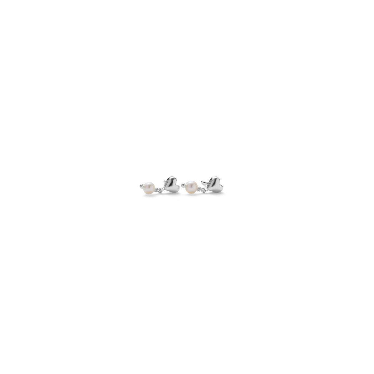 Pernille Corydon — White Adore Earsticks Pernille Corydon White Adore Earsticks — Øreringer