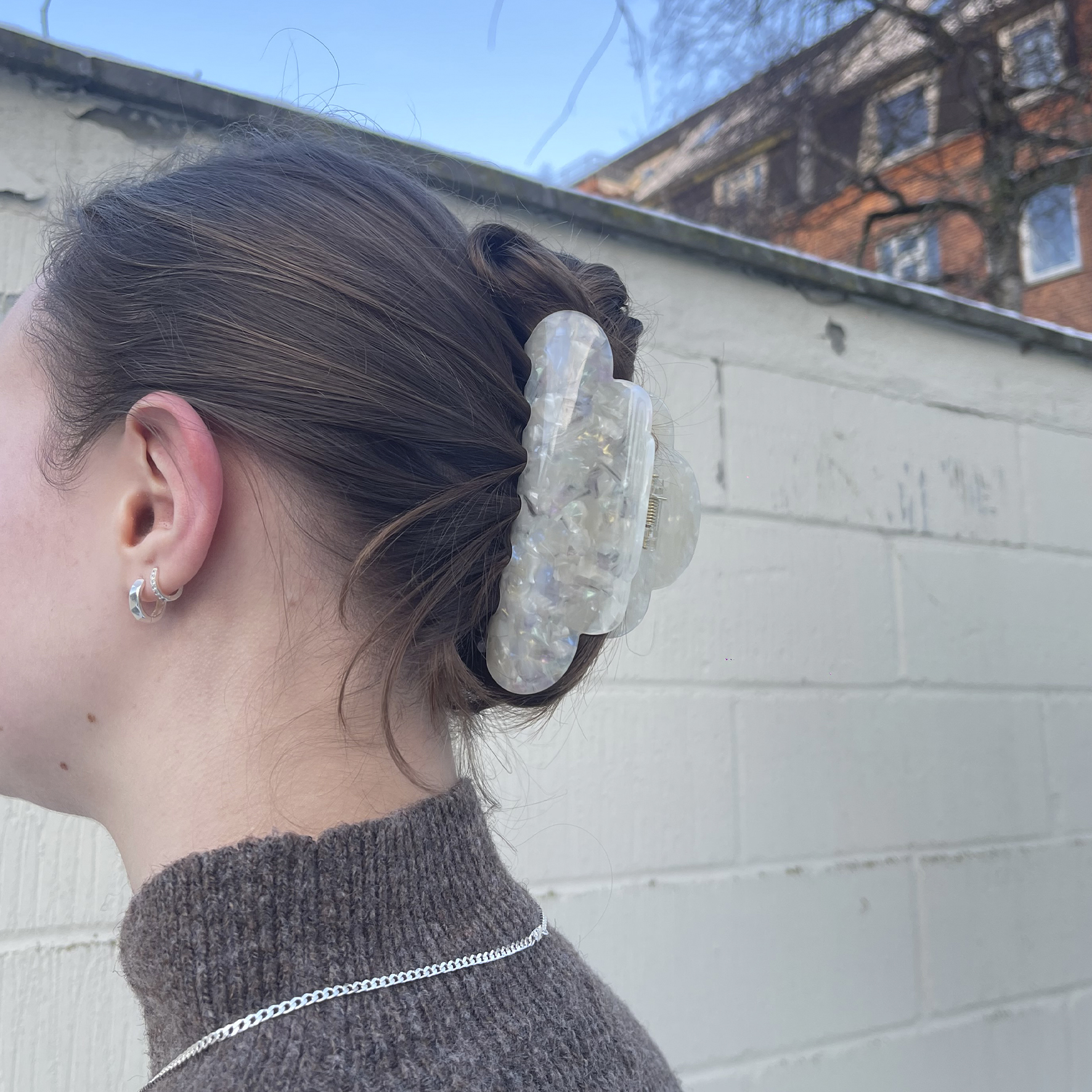 A-Hjort Jewellery Heavenly Hairclaw Light Beige — Accessories