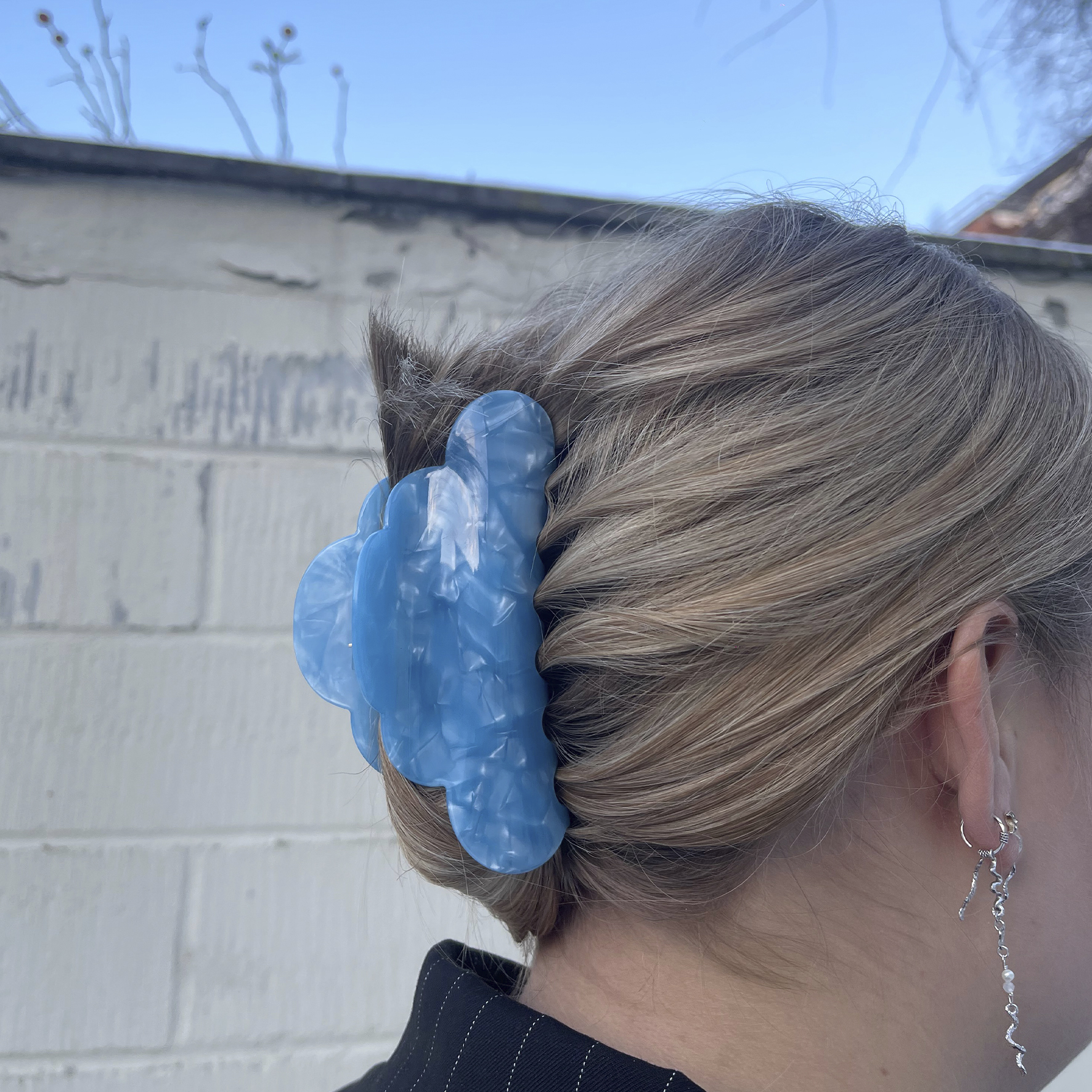 A-Hjort Jewellery Heavenly Hairclaw Blue — Accessories
