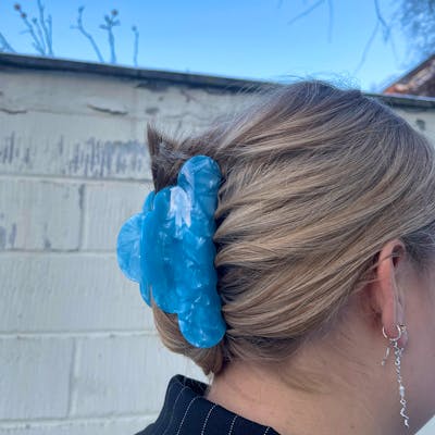 A-Hjort Jewellery — Heavenly Hairclaw Blue A-Hjort Jewellery Heavenly Hairclaw Blue — Akcesoria