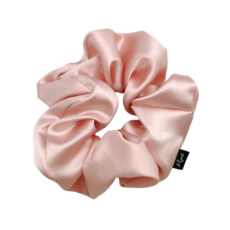 A-Hjort Jewellery — 4-Pack Hair Scrunchie Light Rose Satin A-Hjort Jewellery 4-Pack Hair Scrunchie Light Rose Satin — Accessoarer