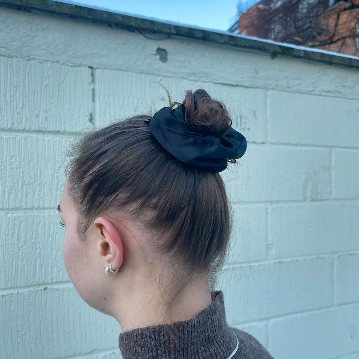 A-Hjort Jewellery — 4-Pack Hair Scrunchie Black Satin A-Hjort Jewellery 4-Pack Hair Scrunchie Black Satin — Accessoire