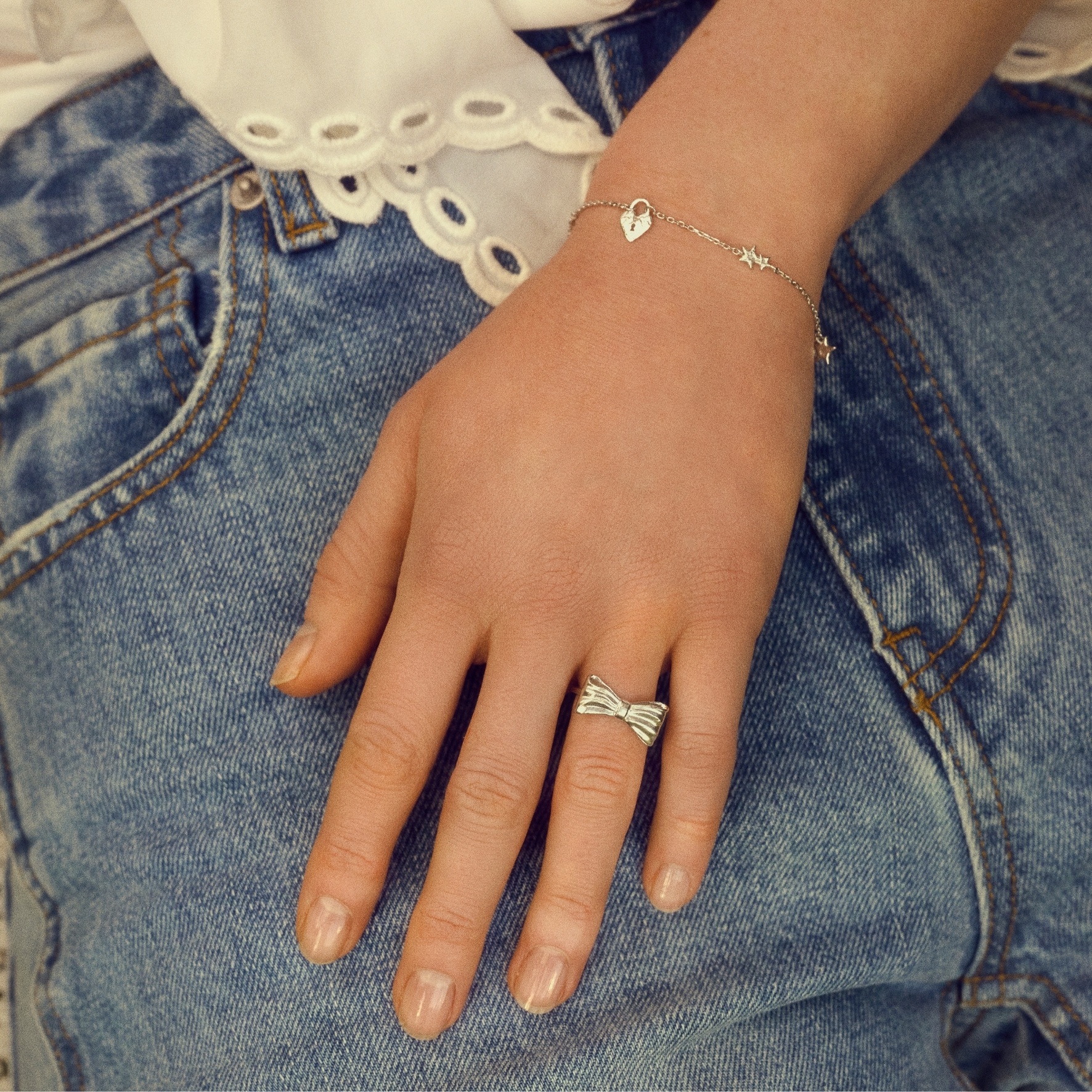 Maanesten Satin Ring — Pierścień