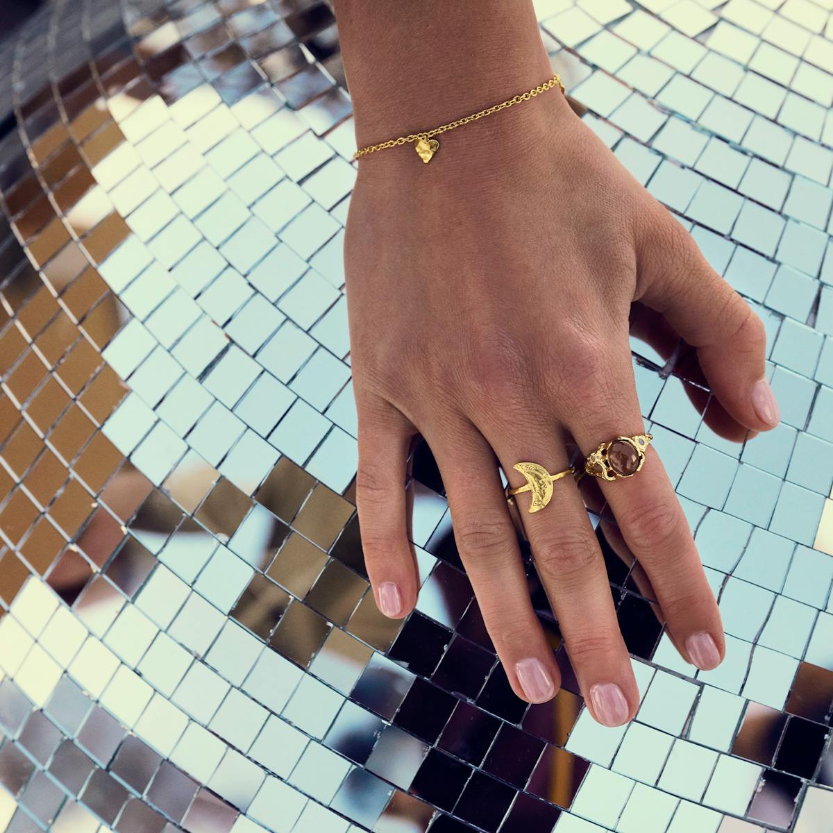 Maanesten — Jacinta Ring Maanesten Jacinta Ring — Bagues