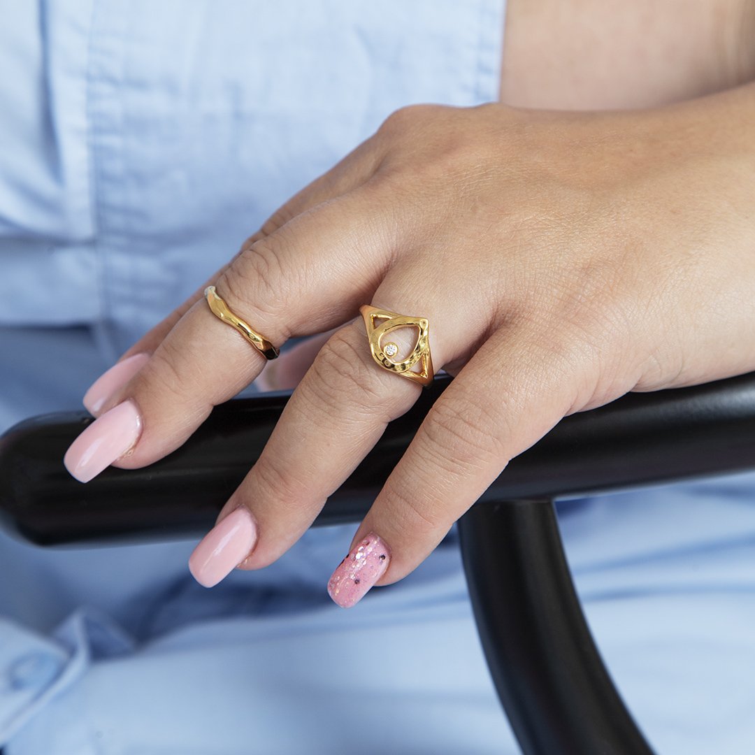 Izabel Camille Cecilie Schmeichel Ring — Kroužek