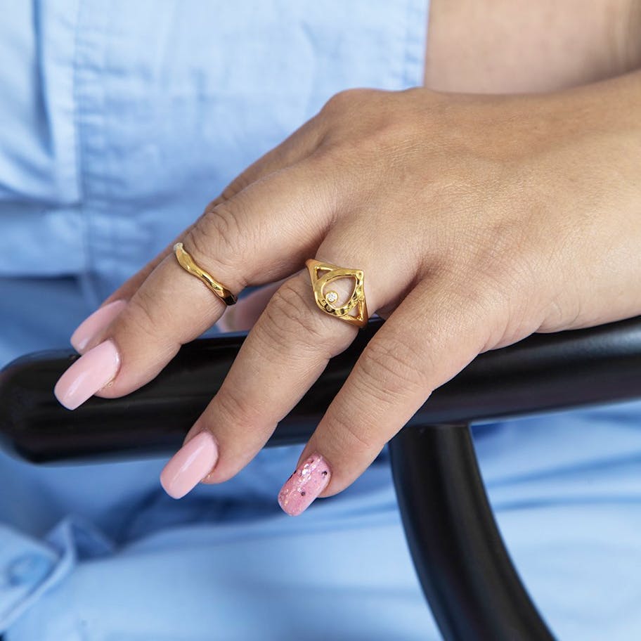 Izabel Camille — Cecilie Schmeichel Ring Izabel Camille Cecilie Schmeichel Ring — Ring
