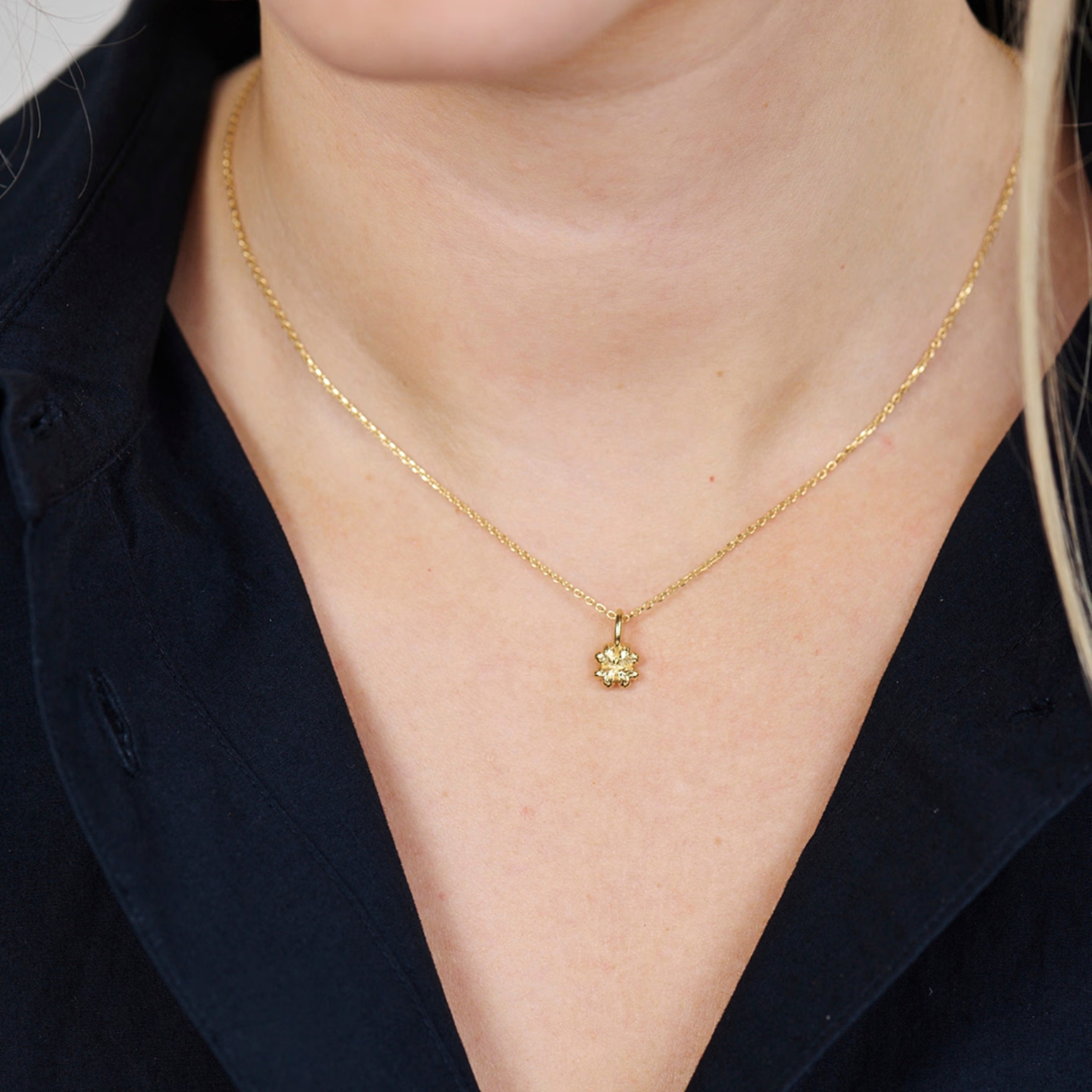 Studio Z Serene Clover Necklace — Halsband