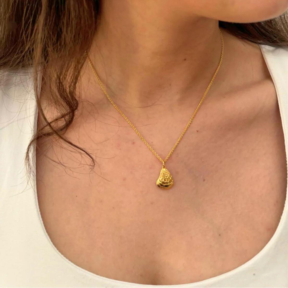 Sistie — Shelly Necklace (Sistie) Sistie Shelly Necklace (Sistie) — Náhrdelník