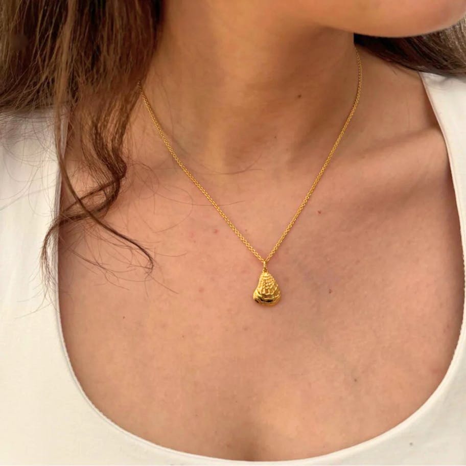 Sistie — Shelly Necklace (Sistie) Sistie Shelly Necklace (Sistie) — Kaulakoru