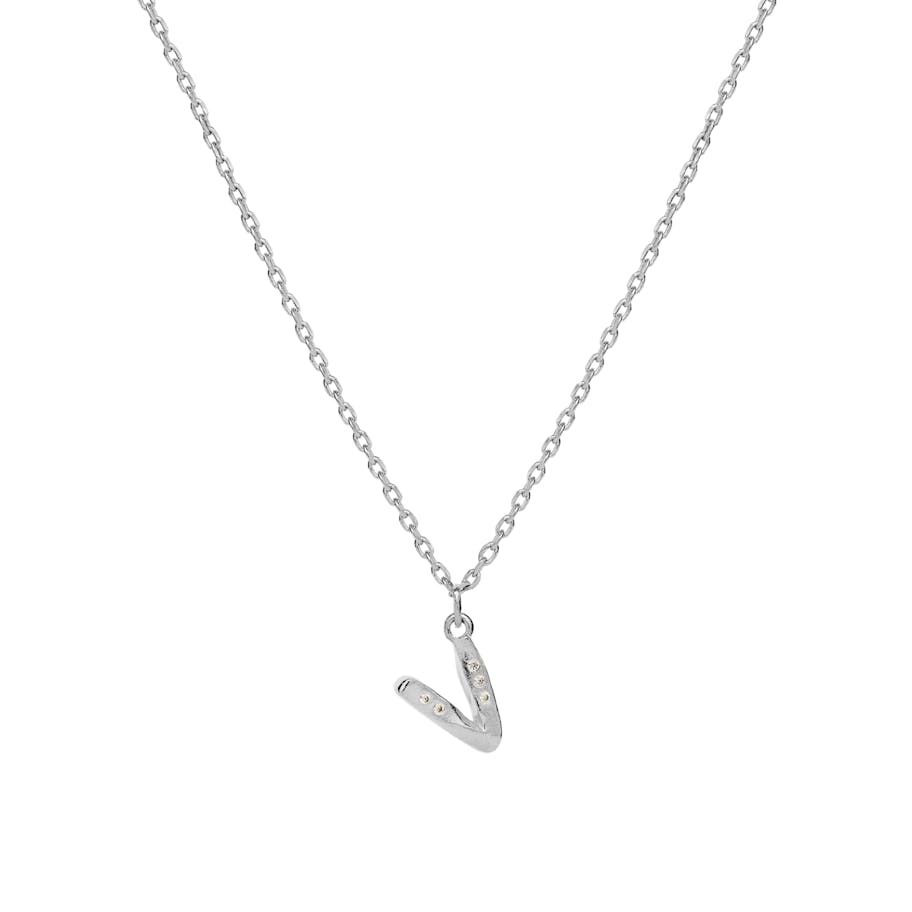 Maanesten — Alphabet Necklace V Maanesten Alphabet Necklace V — Naszyjnik