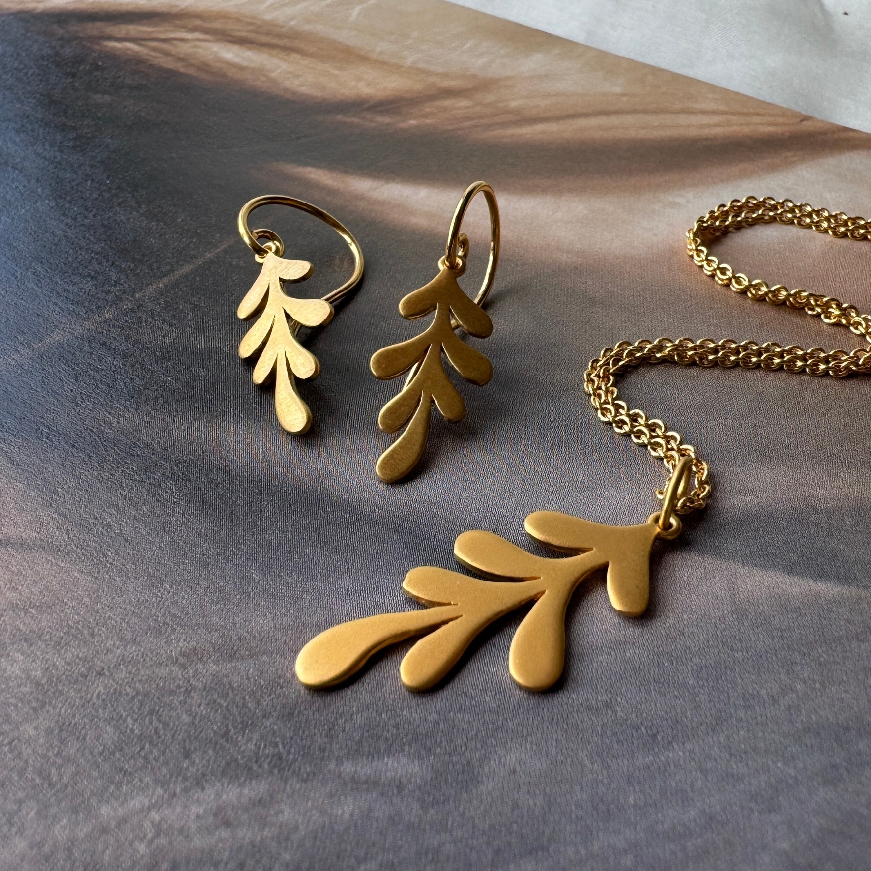 Izabel Camille Oaky Necklace — Halskæde